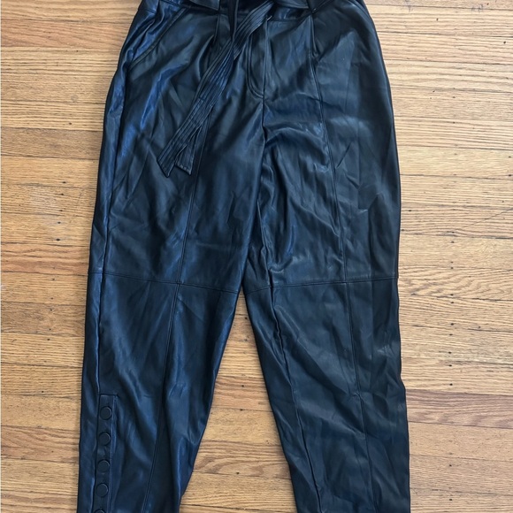 Ryegrass Belted Faux Leather Women's Pants Size 6 NWT Casual, Fall, Quiet Luxury - Picture 2 of 16